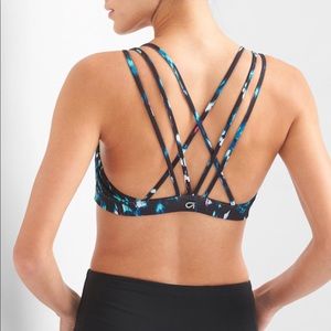 GAP BRAND NEW triple strap sports bra